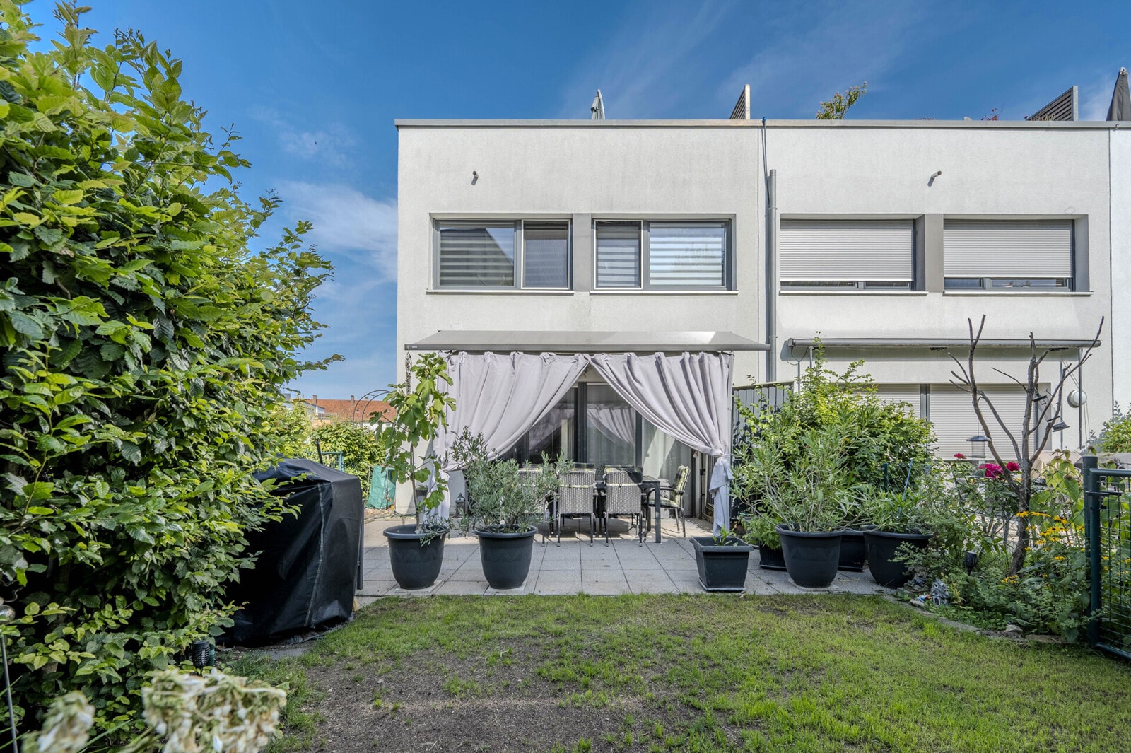 Familienfreundliches REH mit Garten & Sonnenterrasse