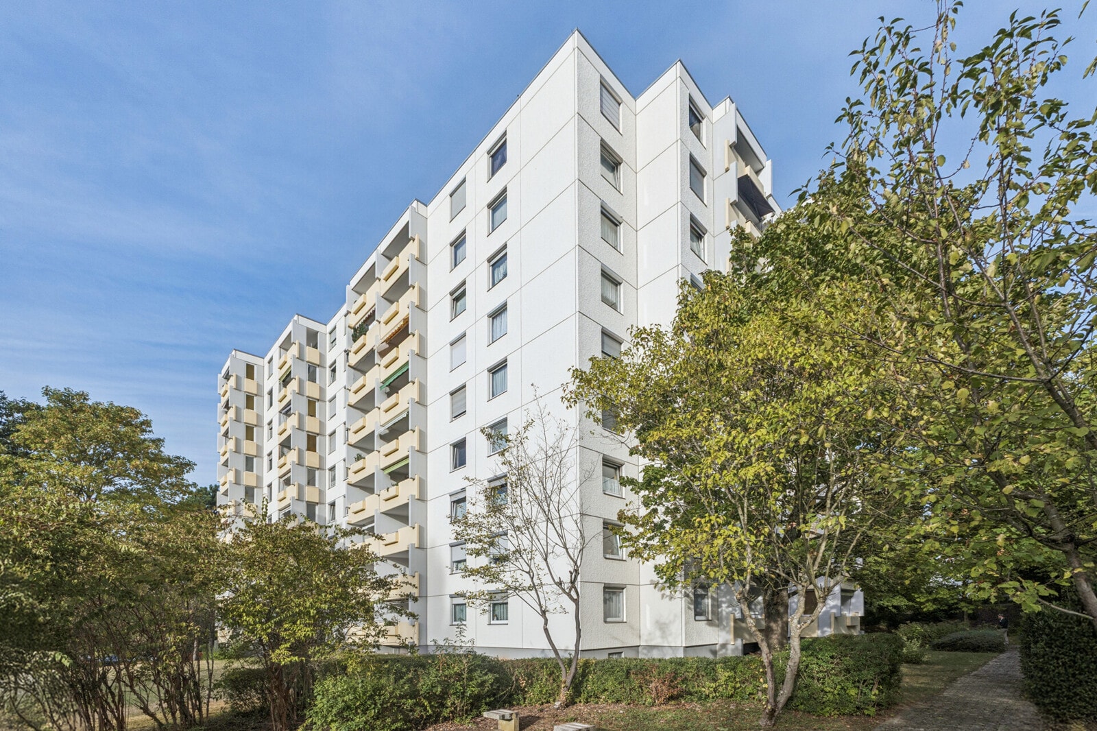 Viel Raum für neue Ideen – Wohnung mit Potenzial in Oßweil